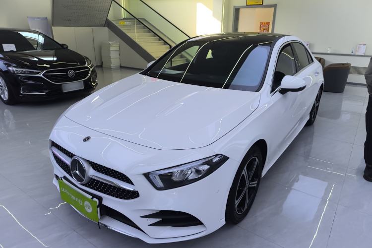 Used Mercedes-Benz A-Class 2022 Revised Version A 200 L Sport Sedan Fashionable Style