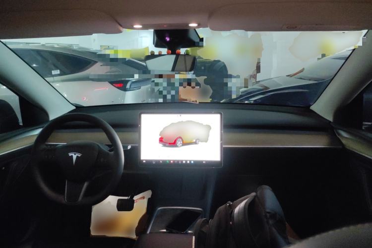 Used Tesla Model Y 2022 Long-Range All-Wheel-Drive Version
