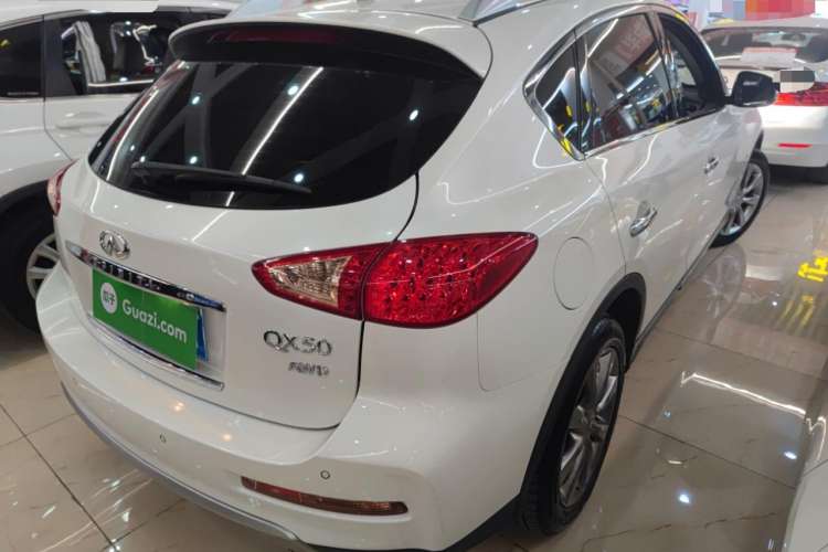 Used Infiniti QX50 2015 2.5L Enjoyment Edition