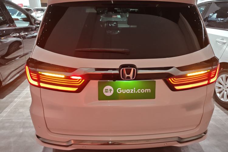 Used Honda Elysion 2022 2.0L eHEV Luxury Edition
