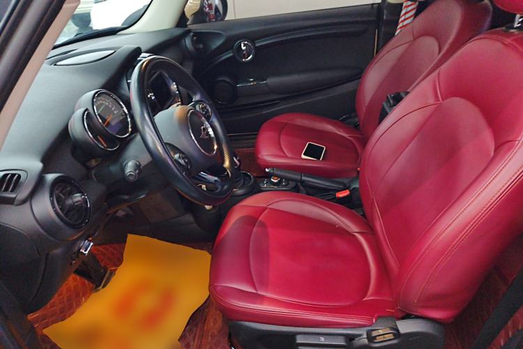 Used  MINI 2018 1.5T ONE
