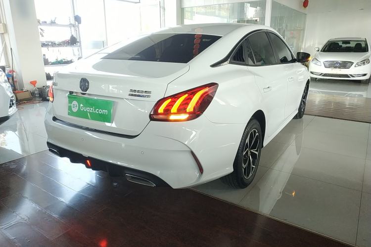 Used MG 5 2021 180 DVVT CVT Youth Luxury Edition
