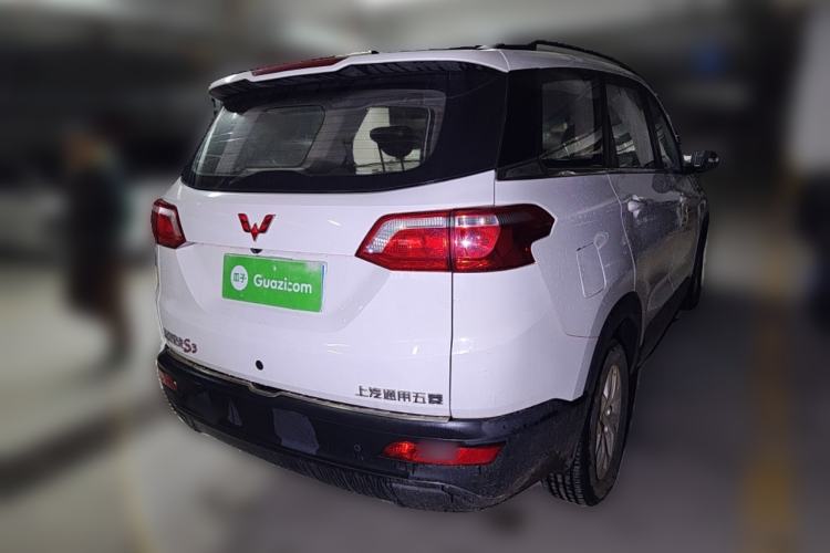 Used Wuling Hongguang S3 2018 1.5L Manual Comfort Model China V Standard
