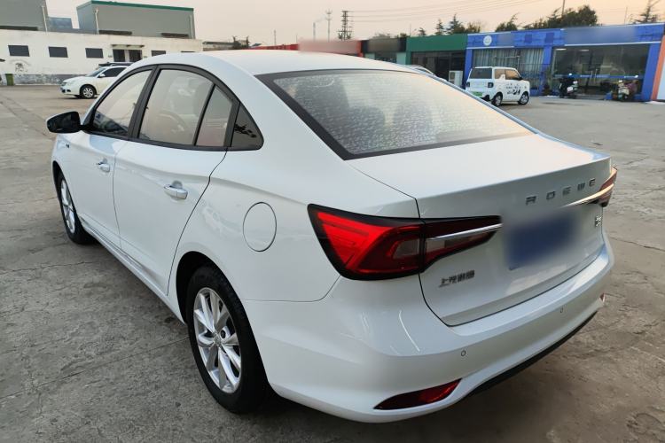 Used Roewe i5 2019 1.5L Manual 4G Connect Luxury Edition
