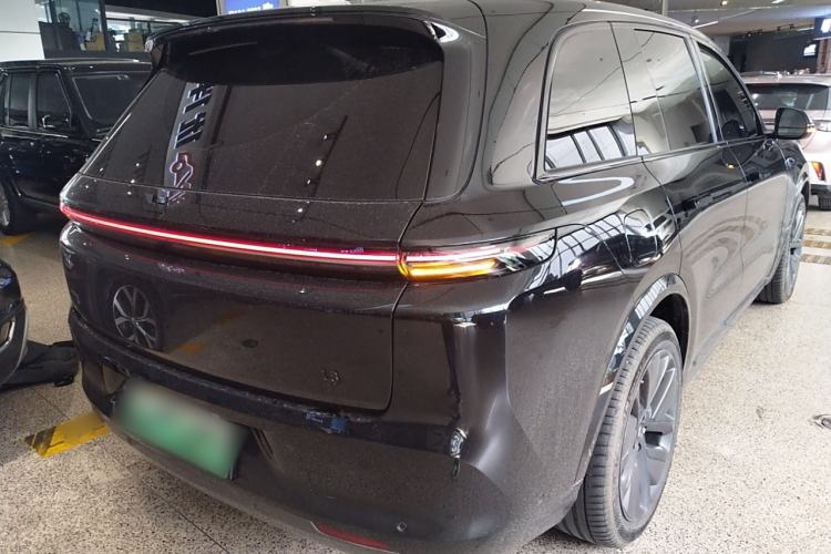 Used Li Auto L8 2023 Air model
