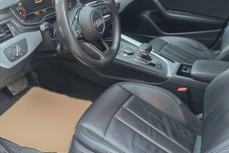 Used Audi A4L 2019 40 TFSI Sporty Version China V
