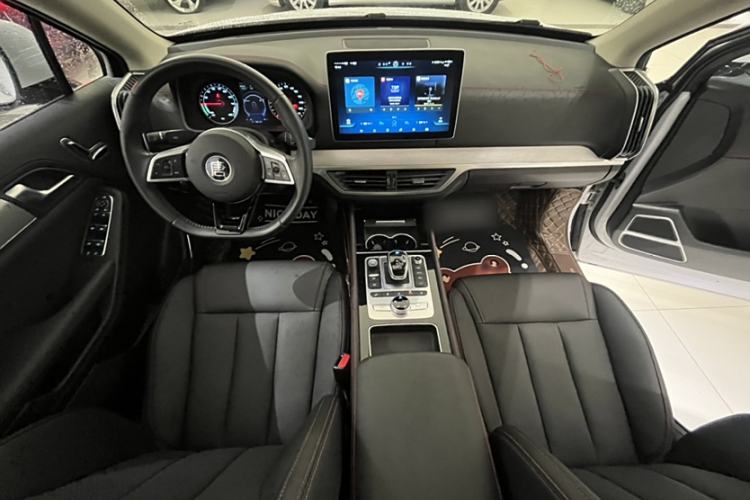 Used BYD Tang New Energy 2018 DM 2.0T All-Wheel Drive Smart Connect Advanced Model 7 Seats China V Emission Standard
