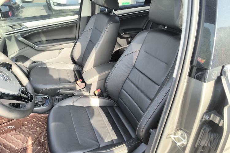 Used Volkswagen Bora 2016 1.6L Automatic Comfort Model
