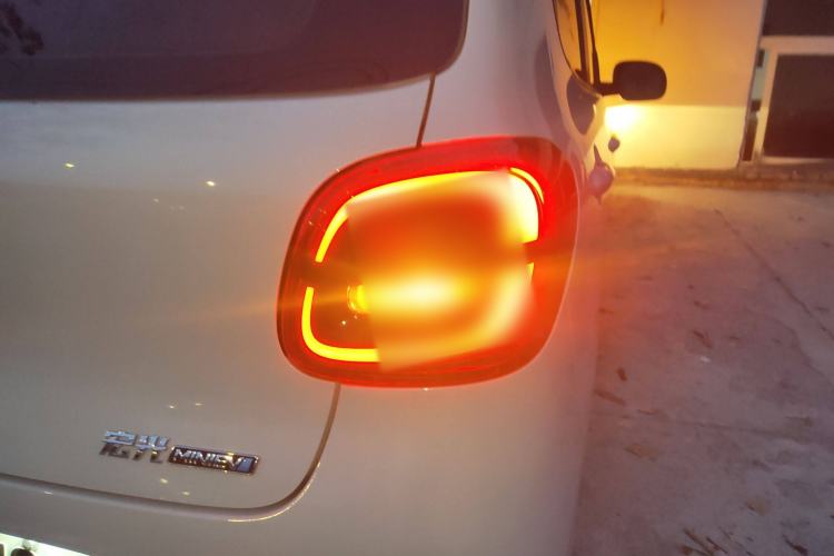 Used Wuling Hongguang MINIEV 2025 Four-Door Version Advanced Edition
