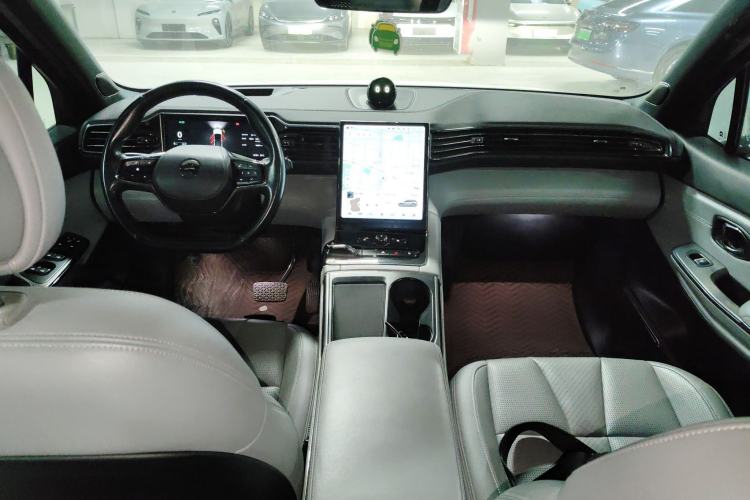 Used Nio ES8 2020 580 km Range 7-Seater Version
