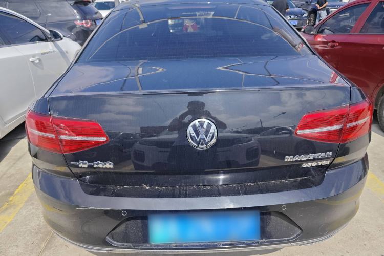 Used Volkswagen Magotan 2019 330TSI DSG Leading Edition China V Standard
