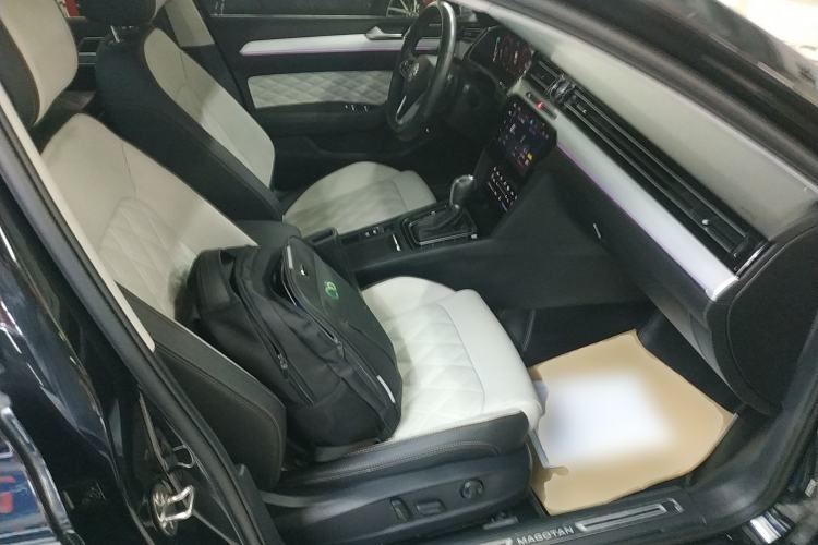 Used Volkswagen Magotan 2023 2 Million Units Commemorative Edition 330TSI DSG Luxury Version
