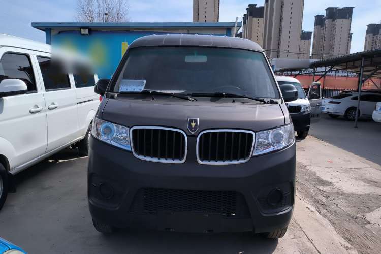 Used Jinbei Hiace X30 2021 1.5L Wealthy Edition Bus China VI Standard SWC15M
