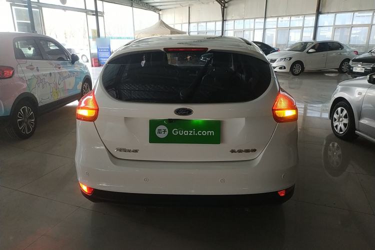 Used Ford Focus 2015 Hatchback 1.6L Automatic Fashion Edition