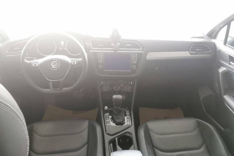 Used Volkswagen Tiguan L 2017 330TSI Automatic Two-Wheel Drive Luxury Edition

