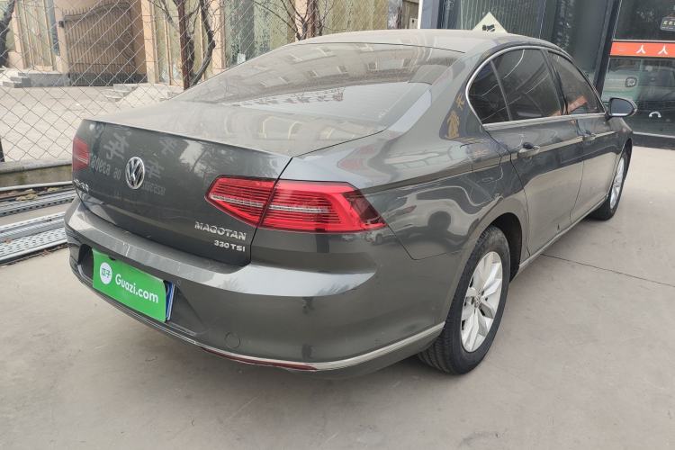 Used Volkswagen Magotan 2017 330TSI DSG Leading Model
