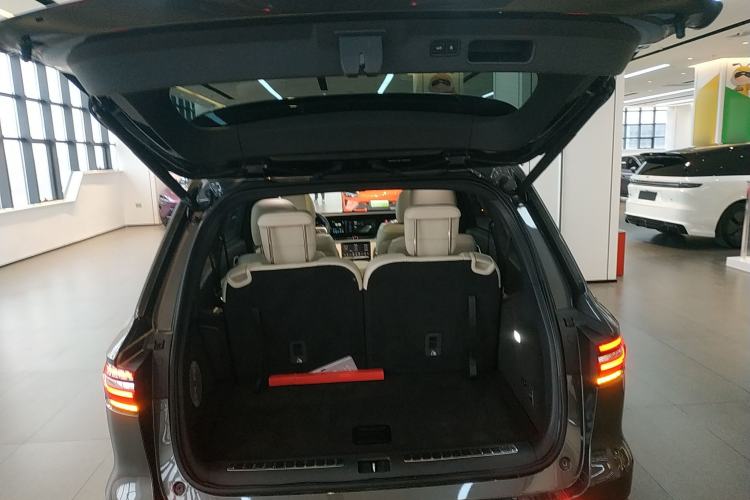 Used Li Auto ONE 2020 Extended-Range 6-Seater Version
