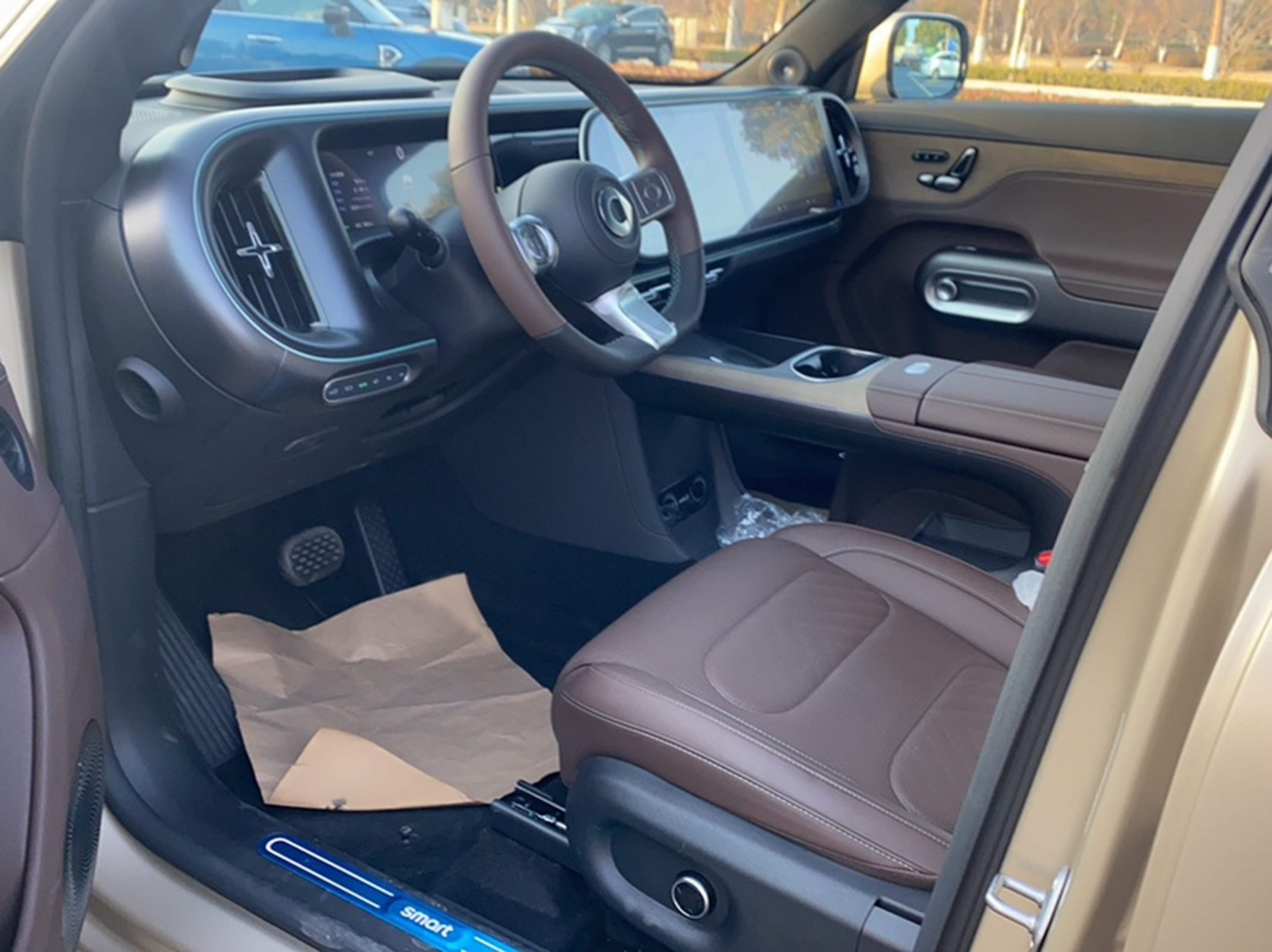 Переднее сиденье в автомобиле