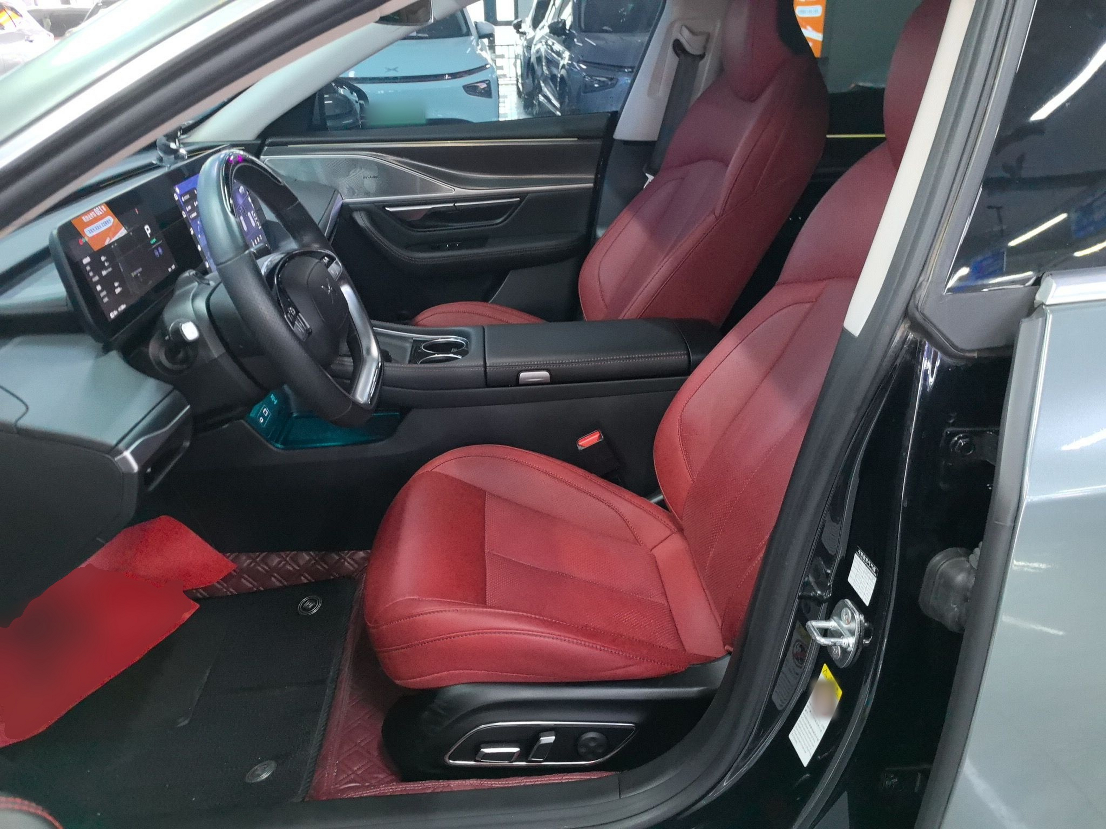 Переднее сиденье в автомобиле