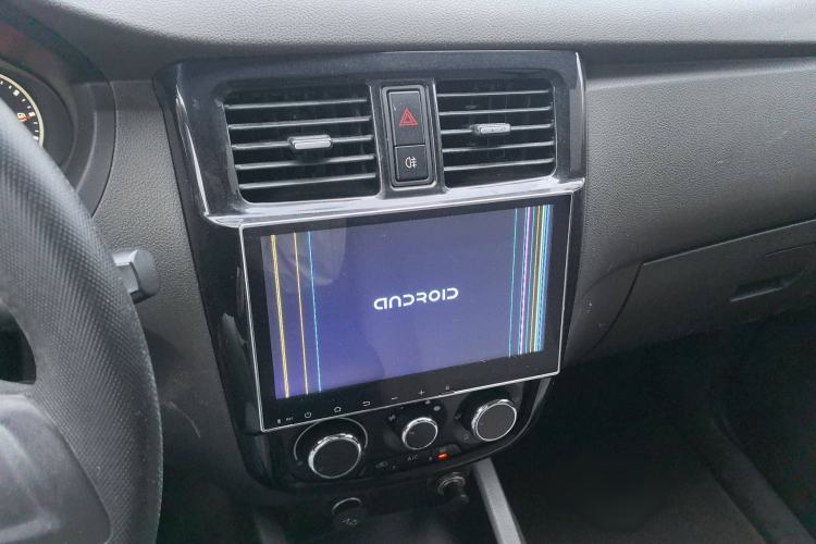 Used Wuling Rongguang V 2016 1.5L Standard Version
