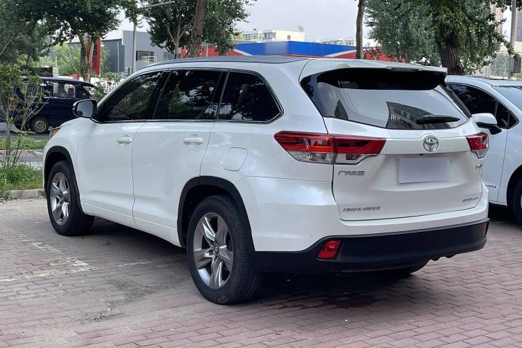 Used Toyota Highlander 2018 2.0T Four-Wheel Drive Luxury Version 7 Seats China VI Standard