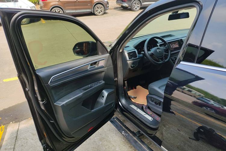 Used Volkswagen Teramont 2020 330TSI Two-Wheel-Drive Luxury Edition China VI Standard