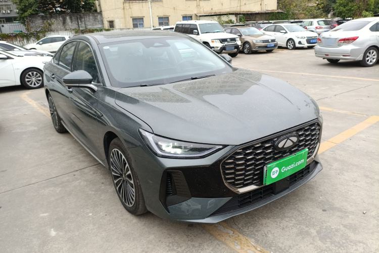 Used Chery Fengyun A8L 2025 1.5 TGDI 145 km Luxury Version
