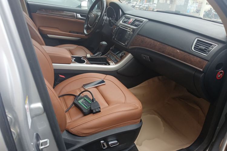 Used Haval H8 2015 2.0T Two-Wheel-Drive Standard Version