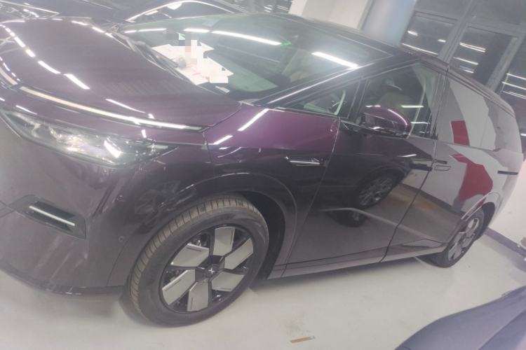 Used XPeng X9 2025 650 Long-Range Max