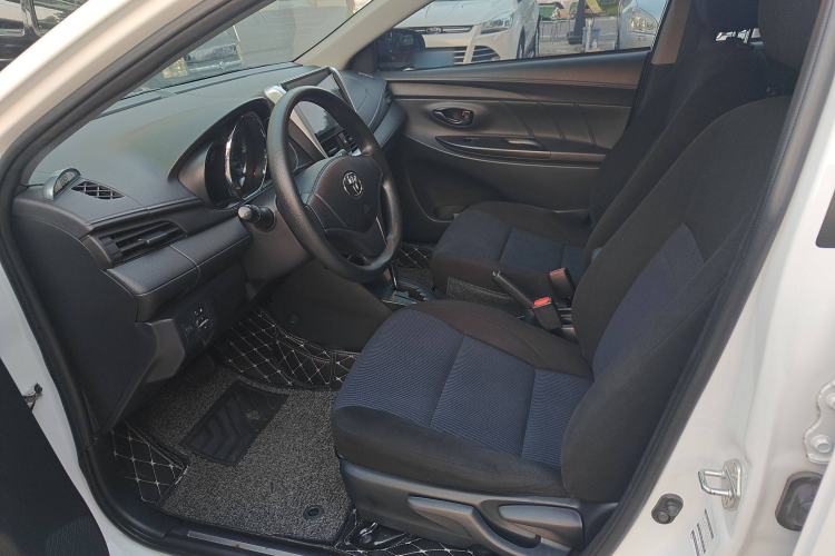 Used Toyota YARiS L 2016 Revised 1.5E CVT Charming Edition
