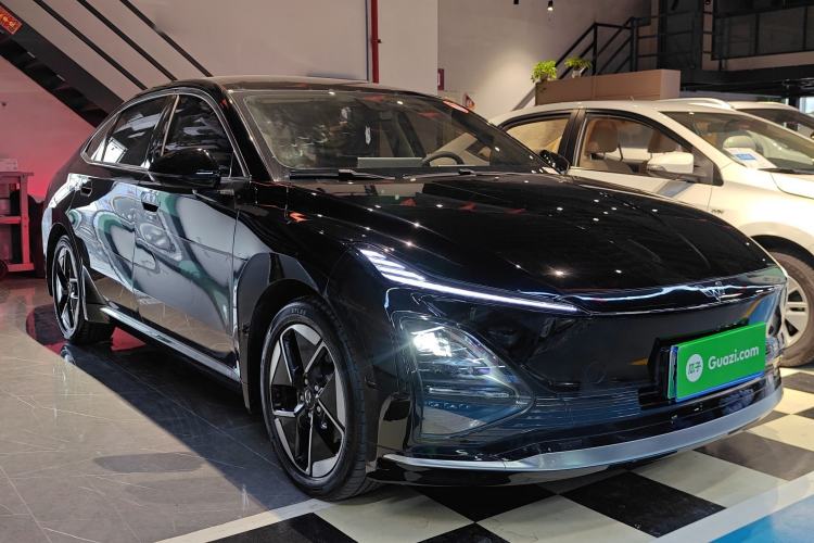 Used Wuling Xingguang 2024 Co-Creation Edition 510 Advanced Model
