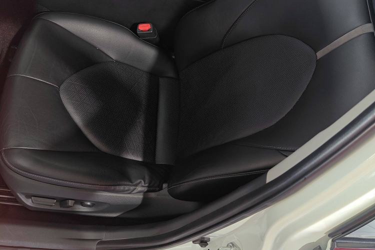 Used Toyota Camry 2019 2.5S FENGSHANG Version China VI Standard
