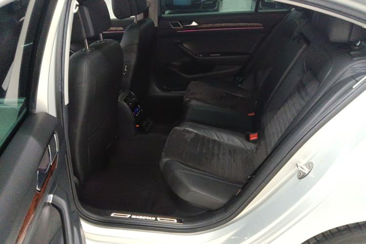 Used Volkswagen Magotan 2017 380TSI DSG Prestige Edition
