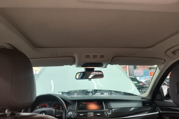 Used BMW 5 Series 2014 525Li Luxury Design Package
