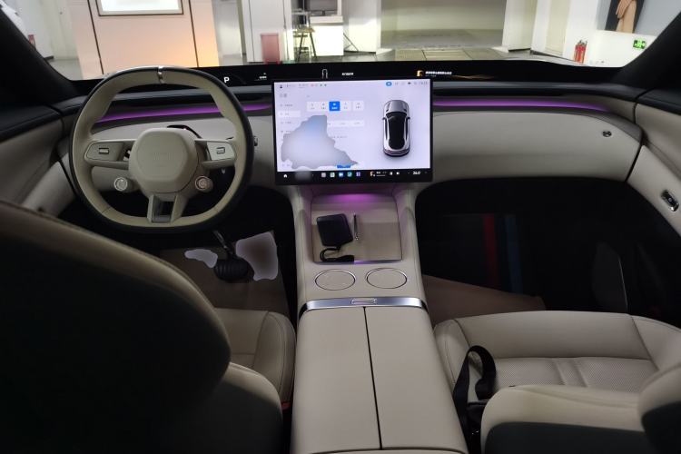 Used  YU7 2025 Ultra-Long Range Rear-Wheel Drive Version
