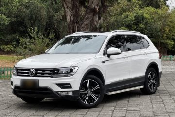 Used Volkswagen Tiguan L 2019 Updated Version 330TSI Automatic Two-Wheel Drive Panoramic Comfort Edition China VI Standard