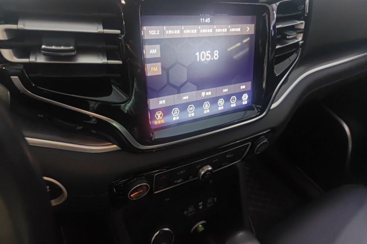 Used  Grand Commander 2018 2.0T Four-Wheel Drive Enjoyment Edition China VI
