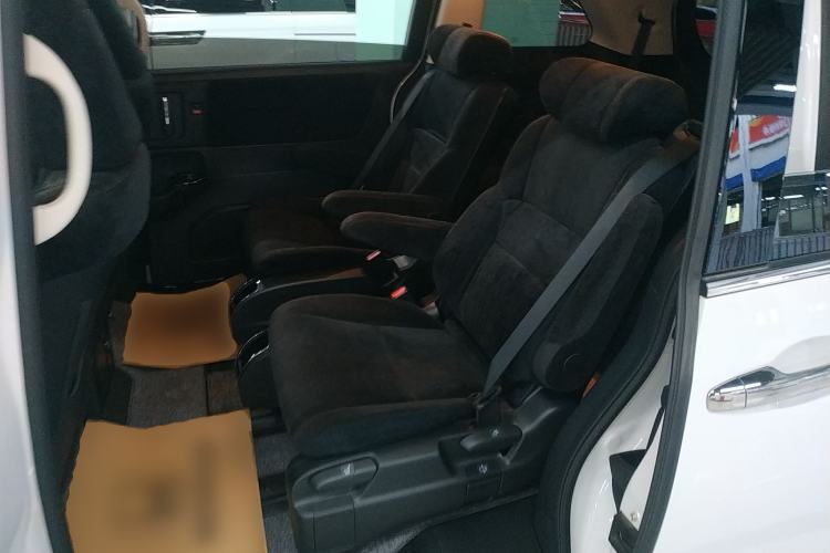 Used Honda Odyssey 2024 2.0L eHEV Sharp & Enjoy Edition
