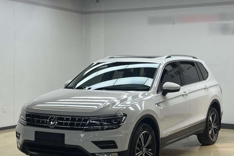 Used Volkswagen Tiguan L 2017 380TSI Automatic All-Wheel-Drive Luxury Edition
