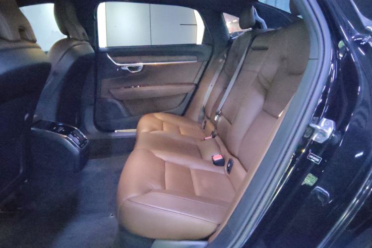 Used Volvo S90 2021 B5 Zhiyuan Luxury Edition
