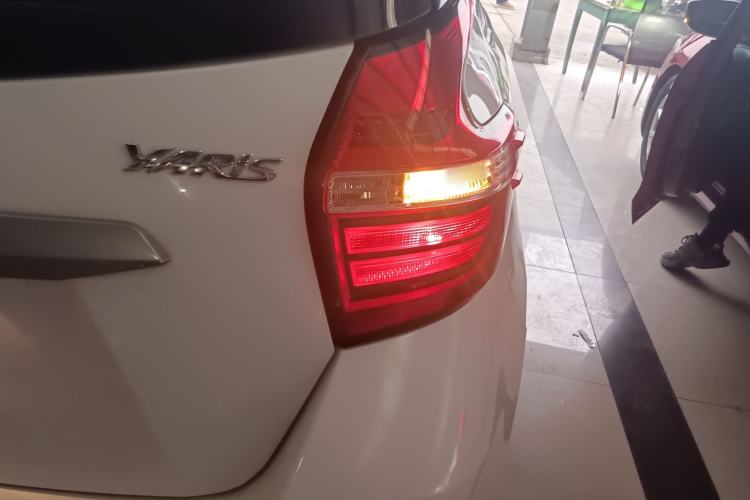 Used Toyota YARiS L 2016 Revised 1.5E CVT Charming Edition