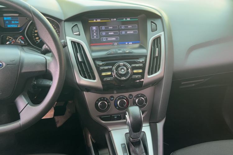 Used Ford Focus 2012 Hatchback 1.6L Automatic Comfort Model
