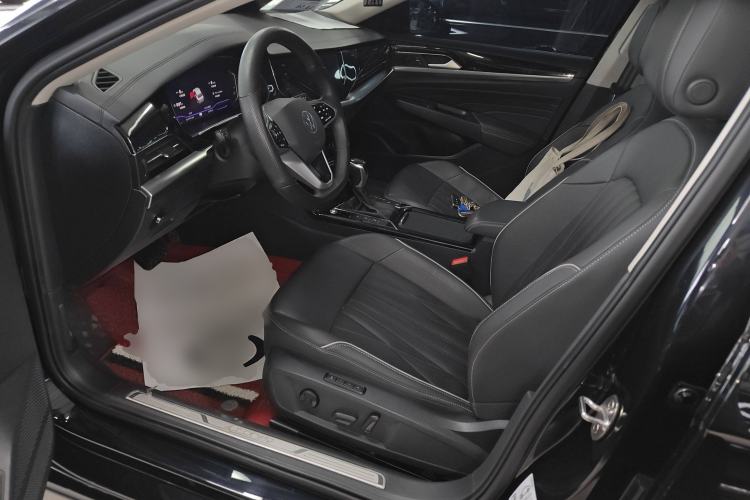 Used Volkswagen Passat 2023 Restyled 330TSI Starry Luxury Edition
