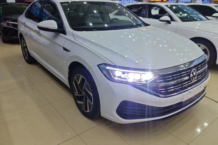 Used Volkswagen Sagitar 2025 Revised Version Three 300TSI DSG Excellence Edition