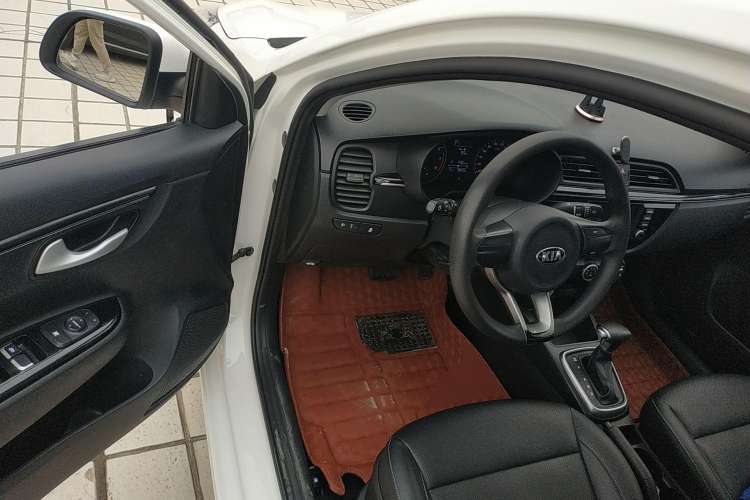 Used Kia K2 2017 Sedan 1.4L Automatic Transmission 15th Anniversary Special Edition GLS
