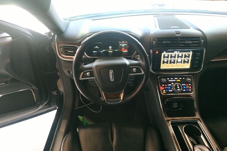 Used Lincoln Continental 2018 2.0T Two-Wheel Drive Luxury Edition