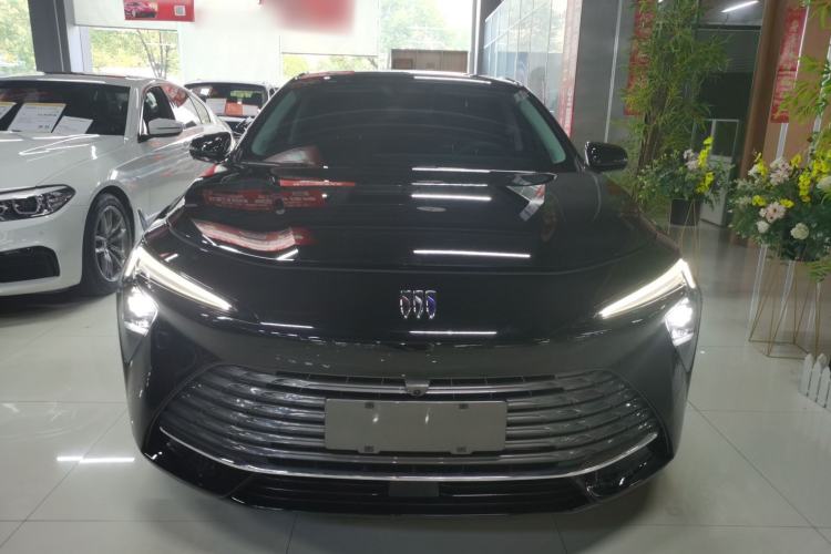 Used Buick LaCrosse 2023 28T Prestige Edition
