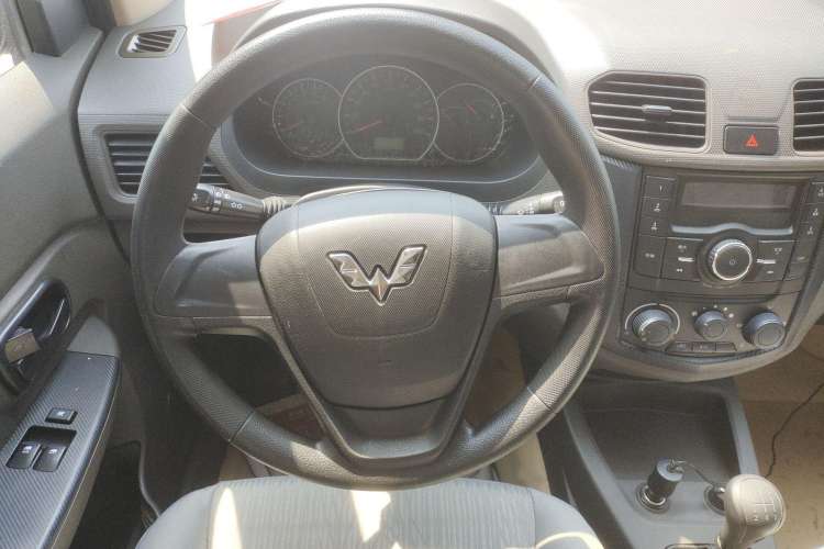 Used Wuling Hongguang 2020 1.2L S Base Model China VI LSI