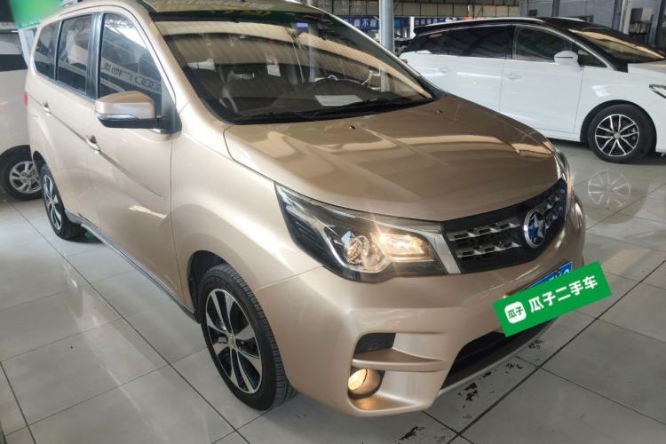 Used Venucia M50V 2017 1.6L XL CVT Luxury Edition
