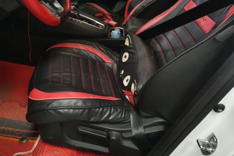 Used JETOUR X70M 2021 1.5T DCT Luxury Partner Model 7 Seats